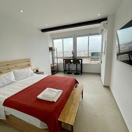 Sky Views Studio In City Centre Аліканте Екстер'єр фото