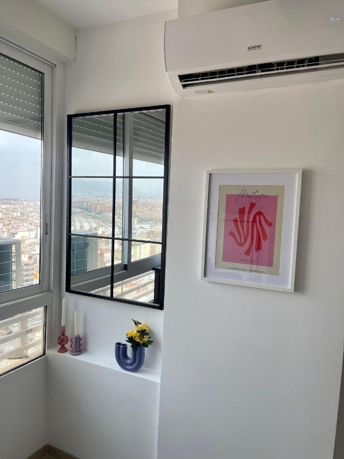 Sky Views Studio In City Centre Аліканте Екстер'єр фото